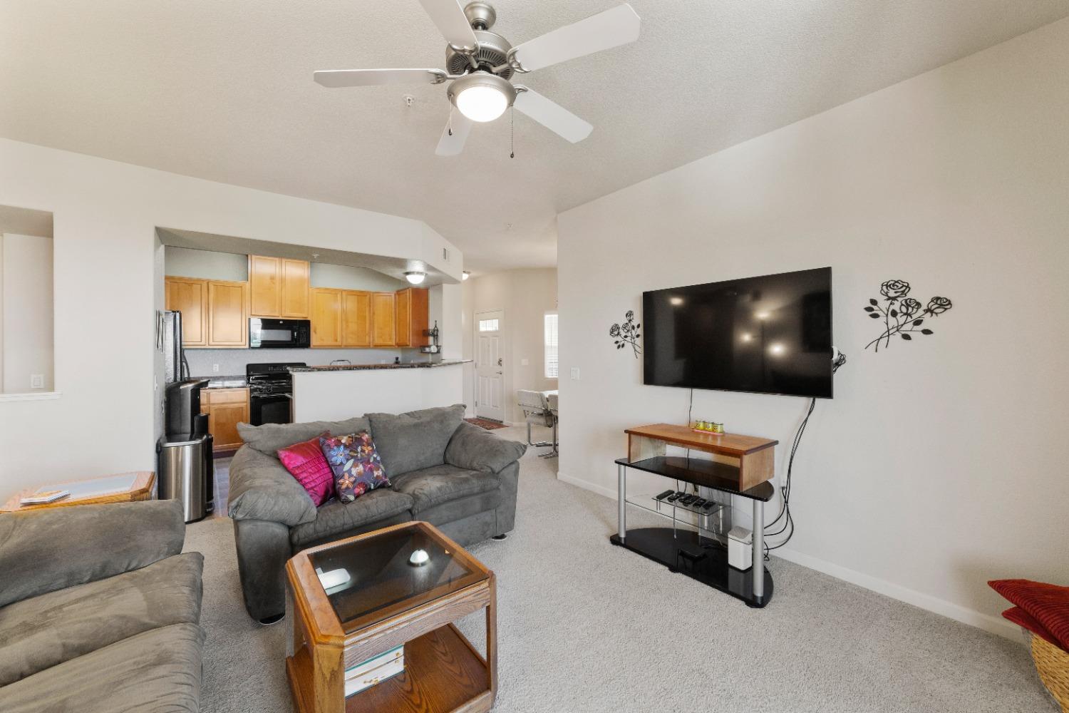 Photo #17: 223087711 Listing: Photo #17