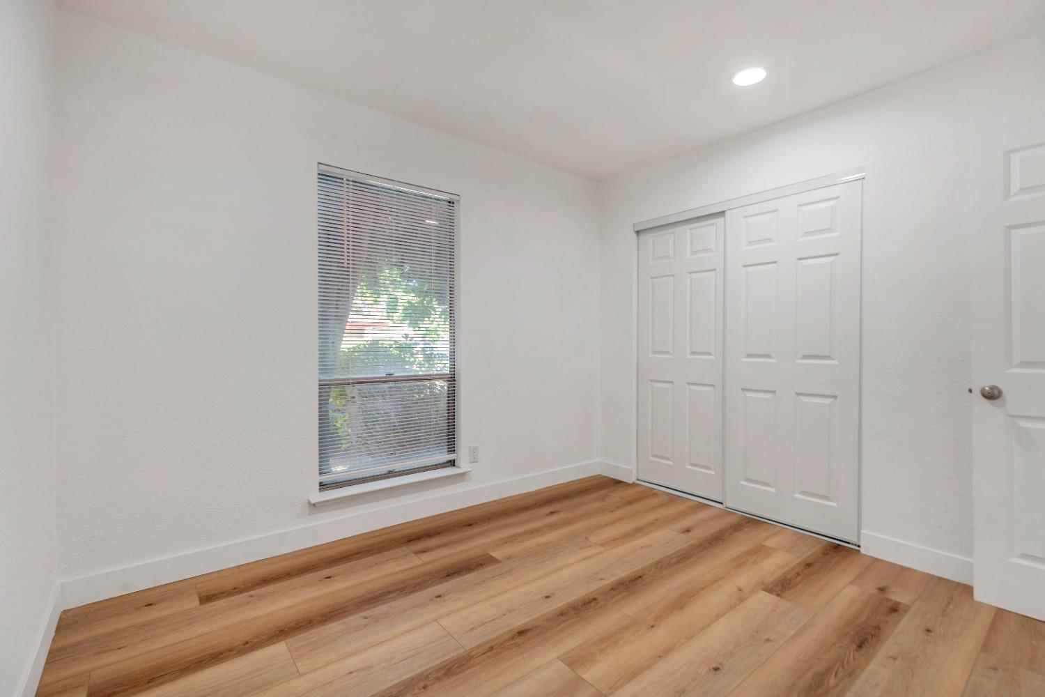 Photo #23: 223087365 Listing: Photo #23
