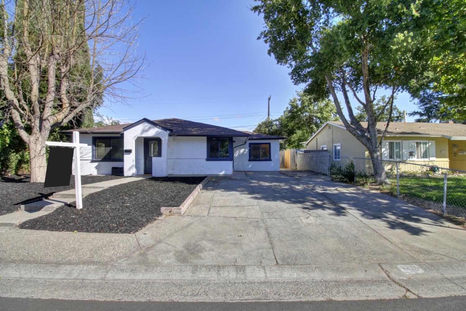 Photo of 1412 Sebastian Wy in Sacramento, CA