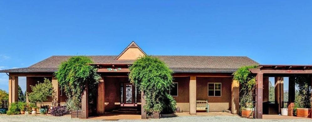 Photo of 10698 Bell Rd in Penn Valley, CA
