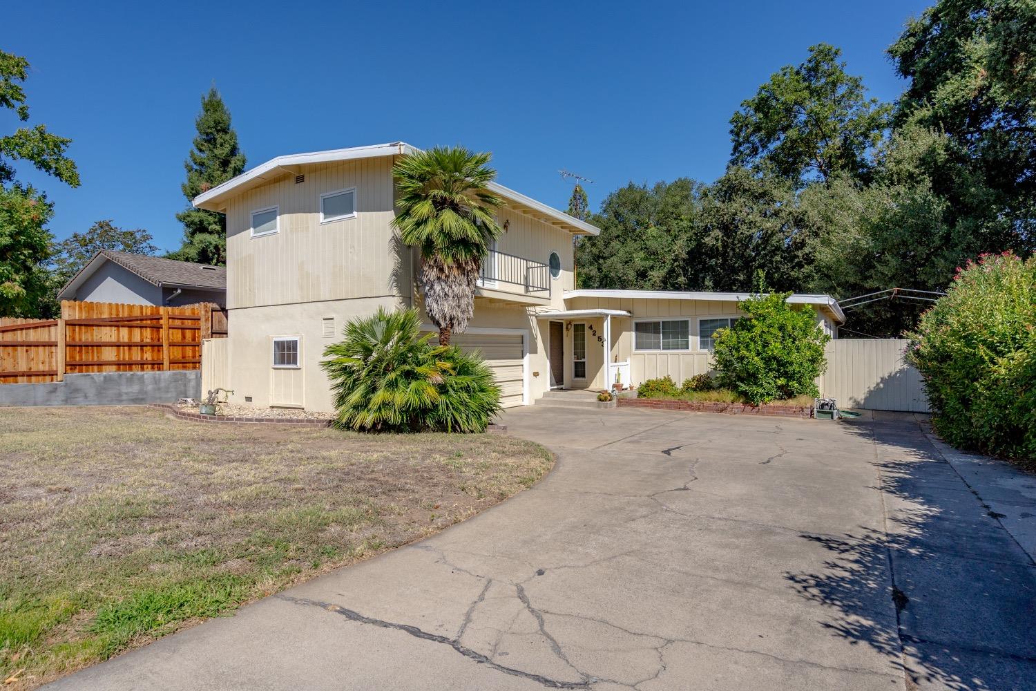 Photo of 4253 De Costa Ave in Sacramento, CA