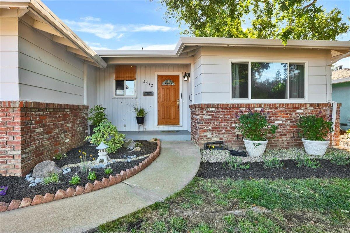 Photo of 3512 Norris Ave in Sacramento, CA