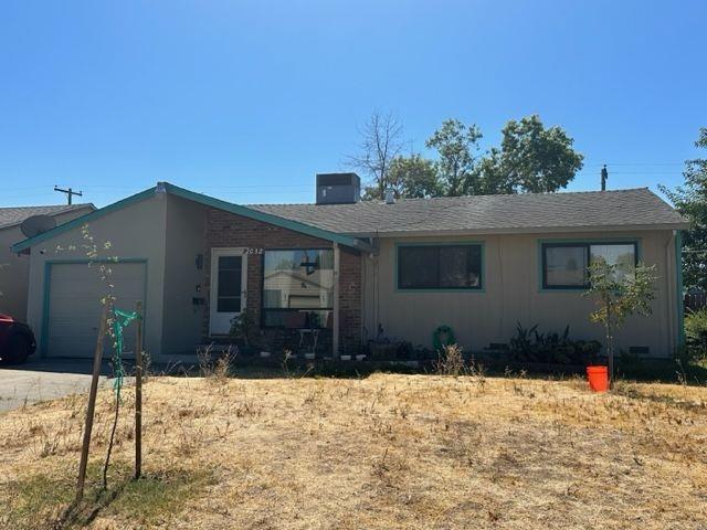 Photo of 2032 Bowling Green Dr in Sacramento, CA