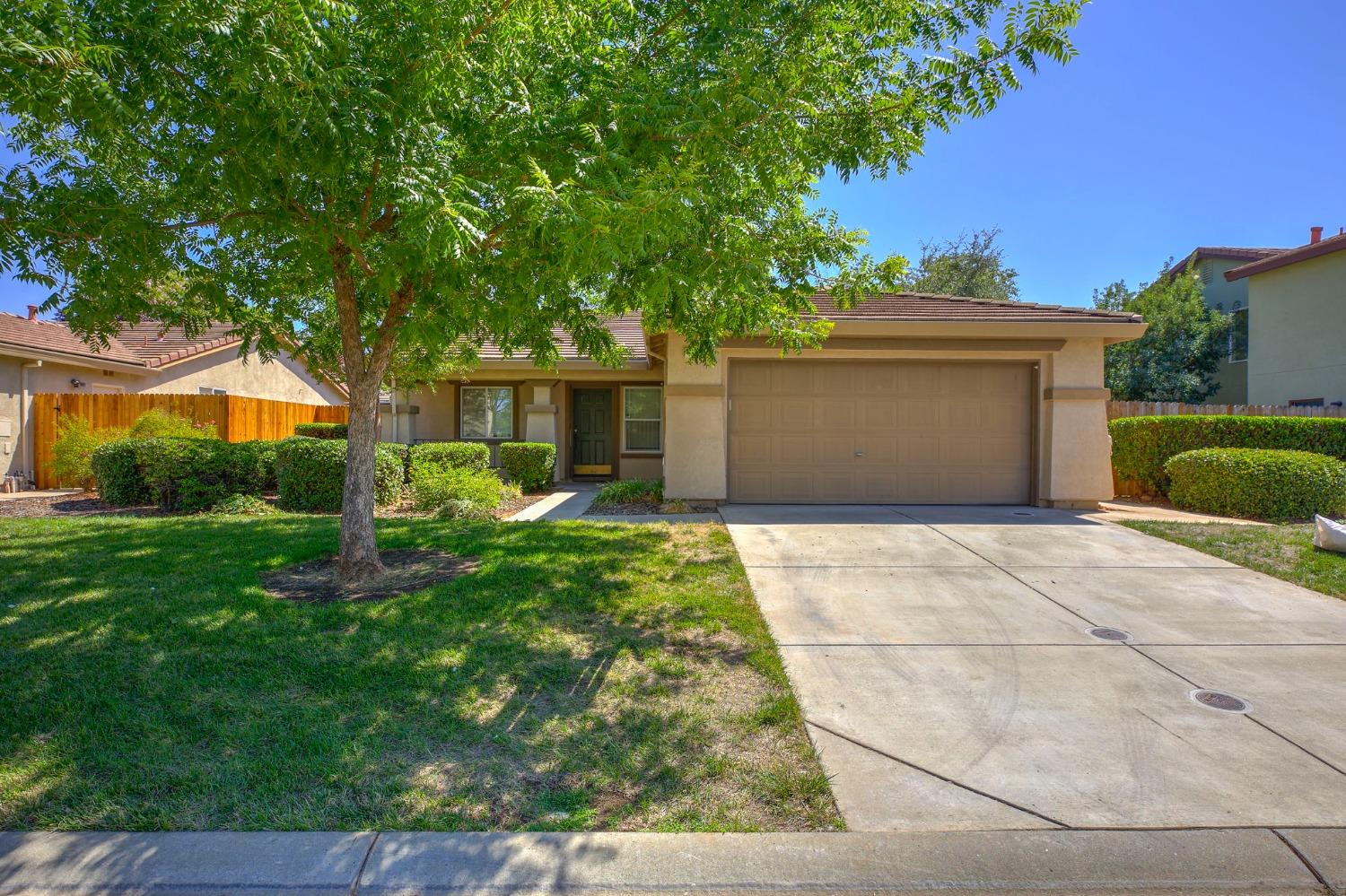 Photo of 4405 Pinckney Wy in Mather, CA