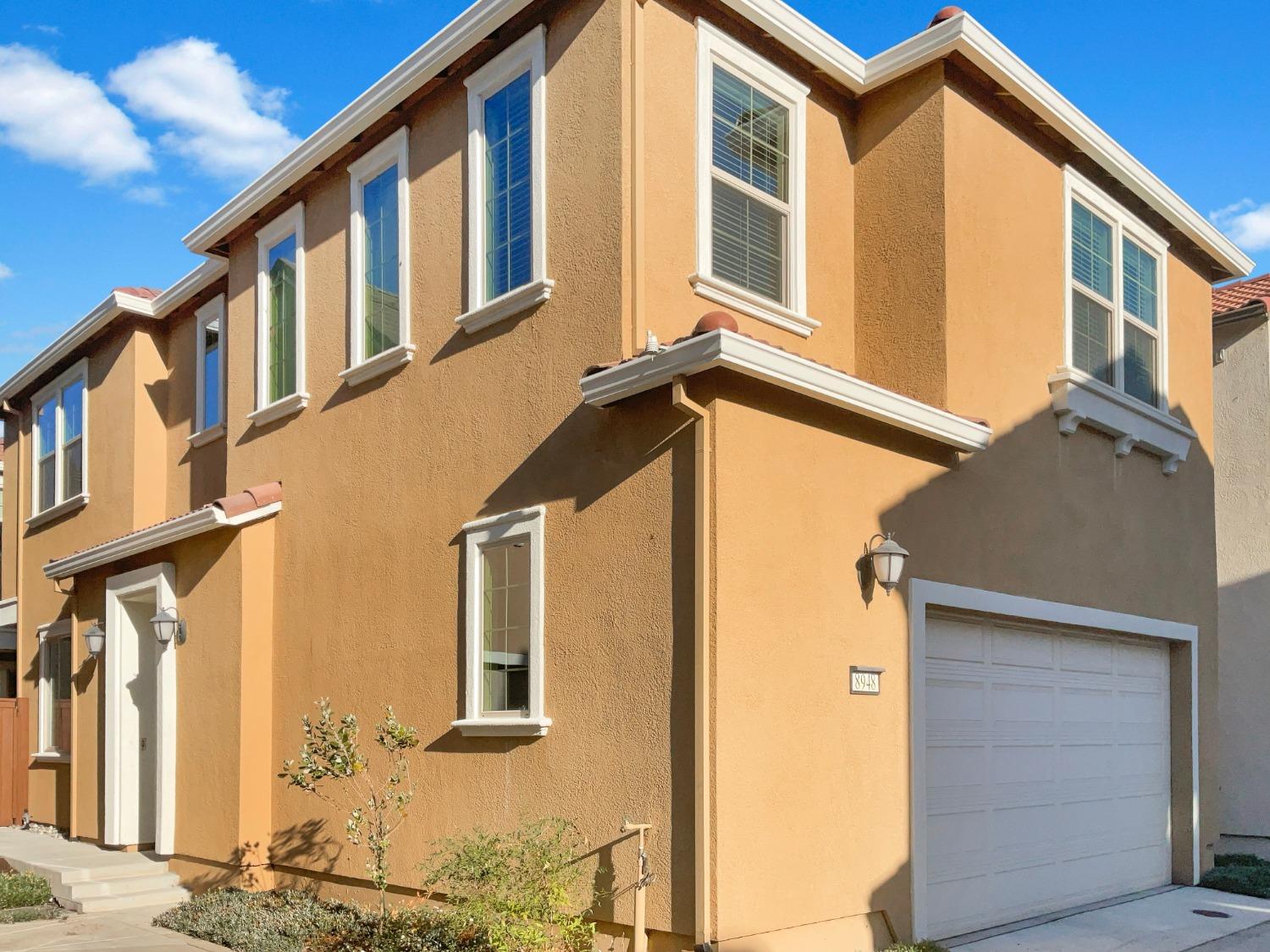 Photo of 8948 Upbeat Wy in Elk Grove, CA
