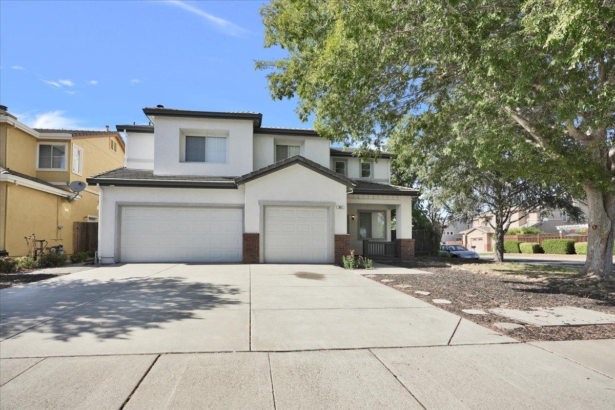 Photo of 921 Stonewood Dr in Brentwood, CA