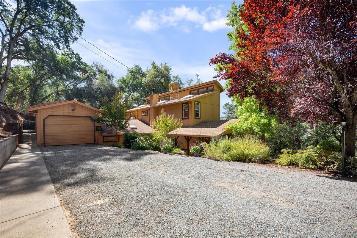 Photo of 5721 Treasure Ln in Placerville, CA