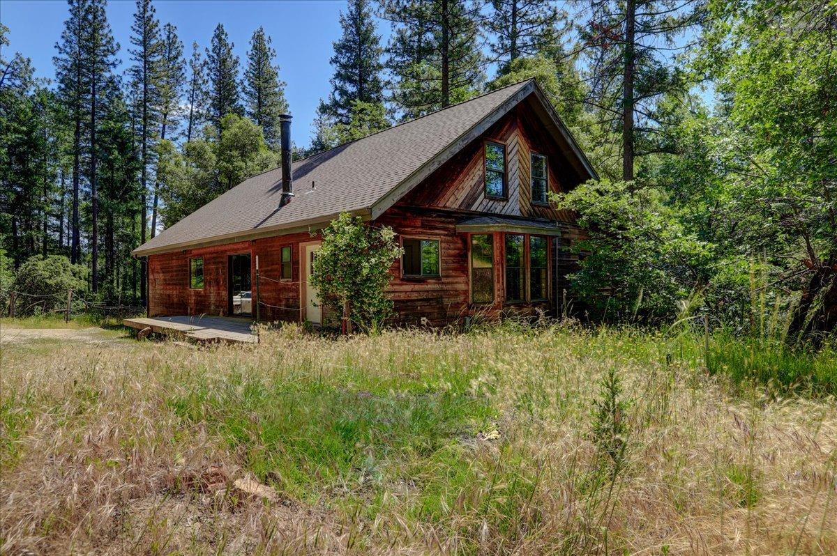 Photo of 19121 Greenhorn Rd in Grass Valley, CA