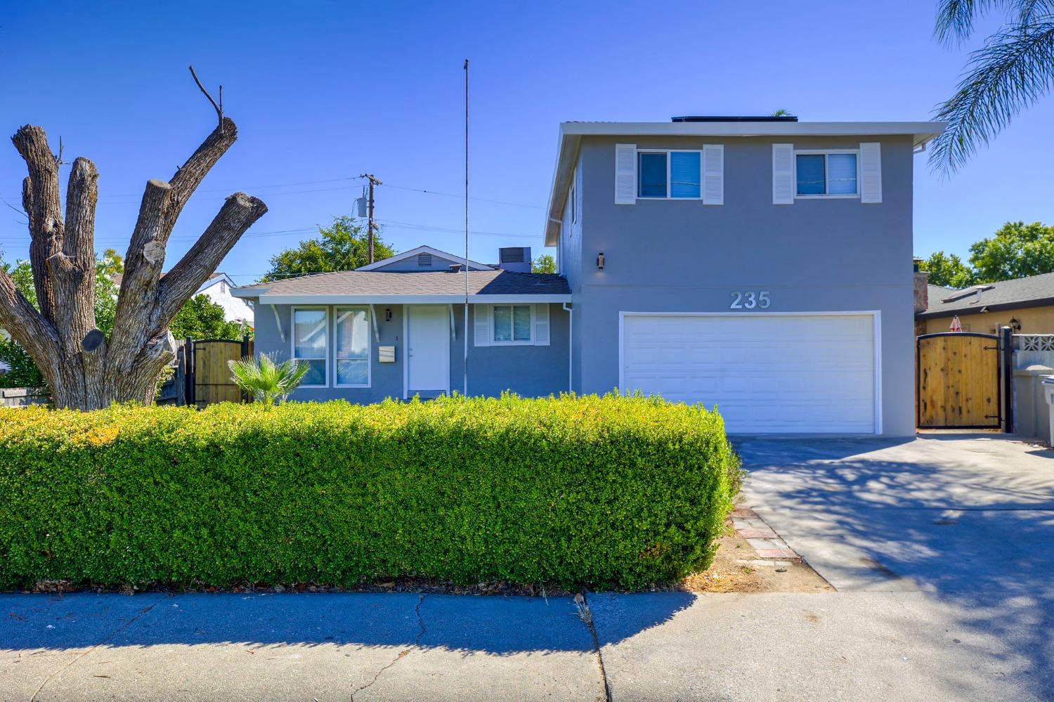 Photo of 235 Cottonwood St in Woodland, CA