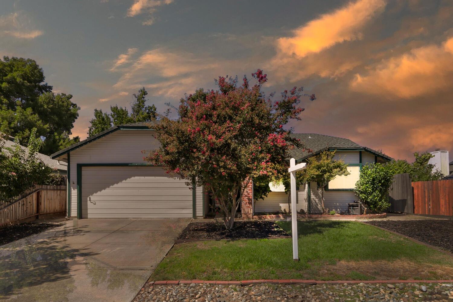 Photo of 5648 Miners Cir in Rocklin, CA