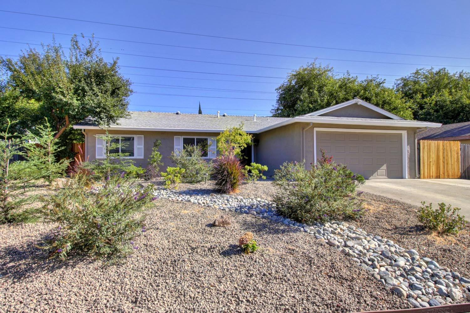 Photo of 6928 Drywood Wy in Orangevale, CA