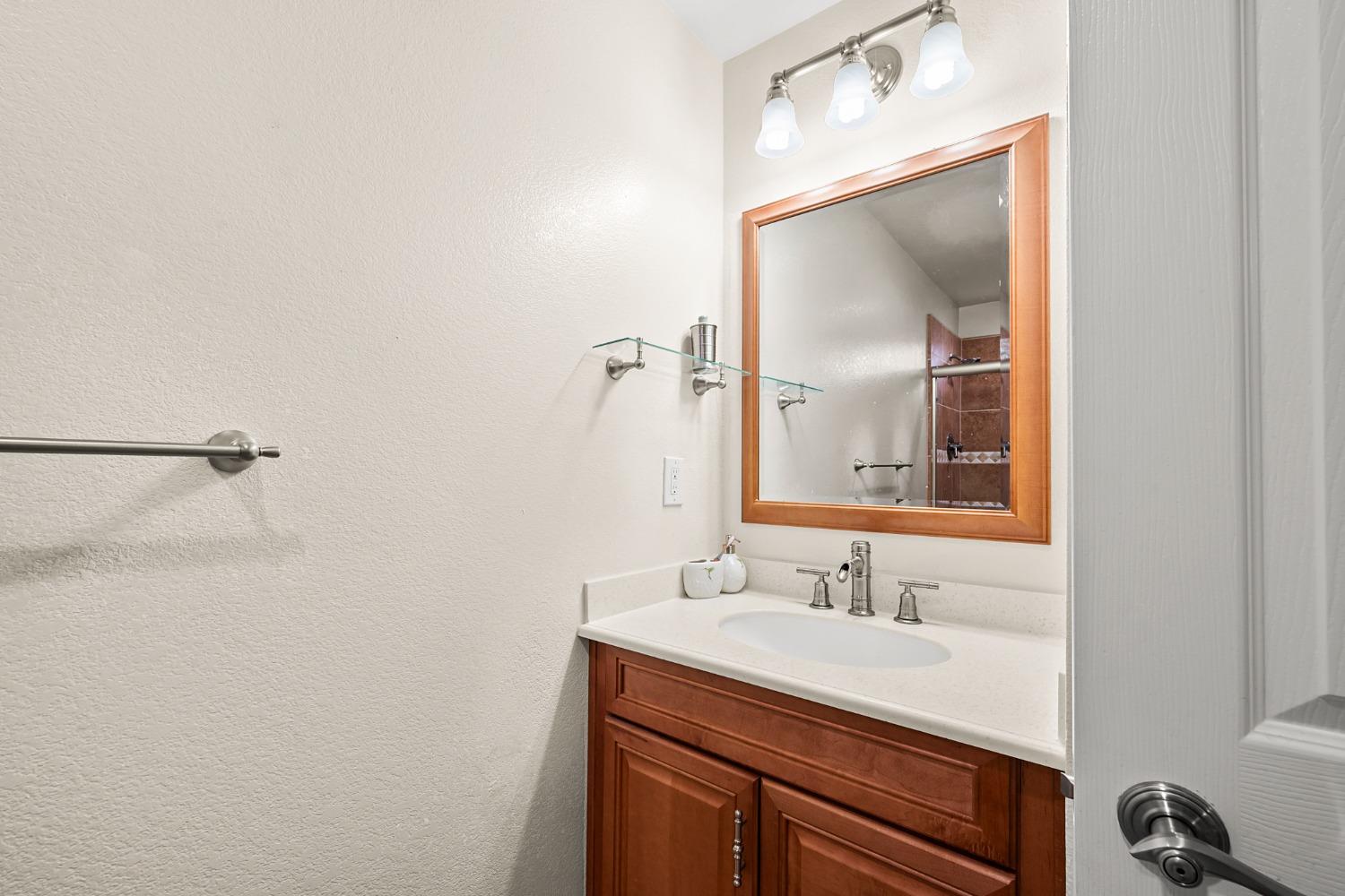 Detail Gallery Image 42 of 52 For 10324 Almanor Cir, Stockton,  CA 95219 - 5 Beds | 4 Baths