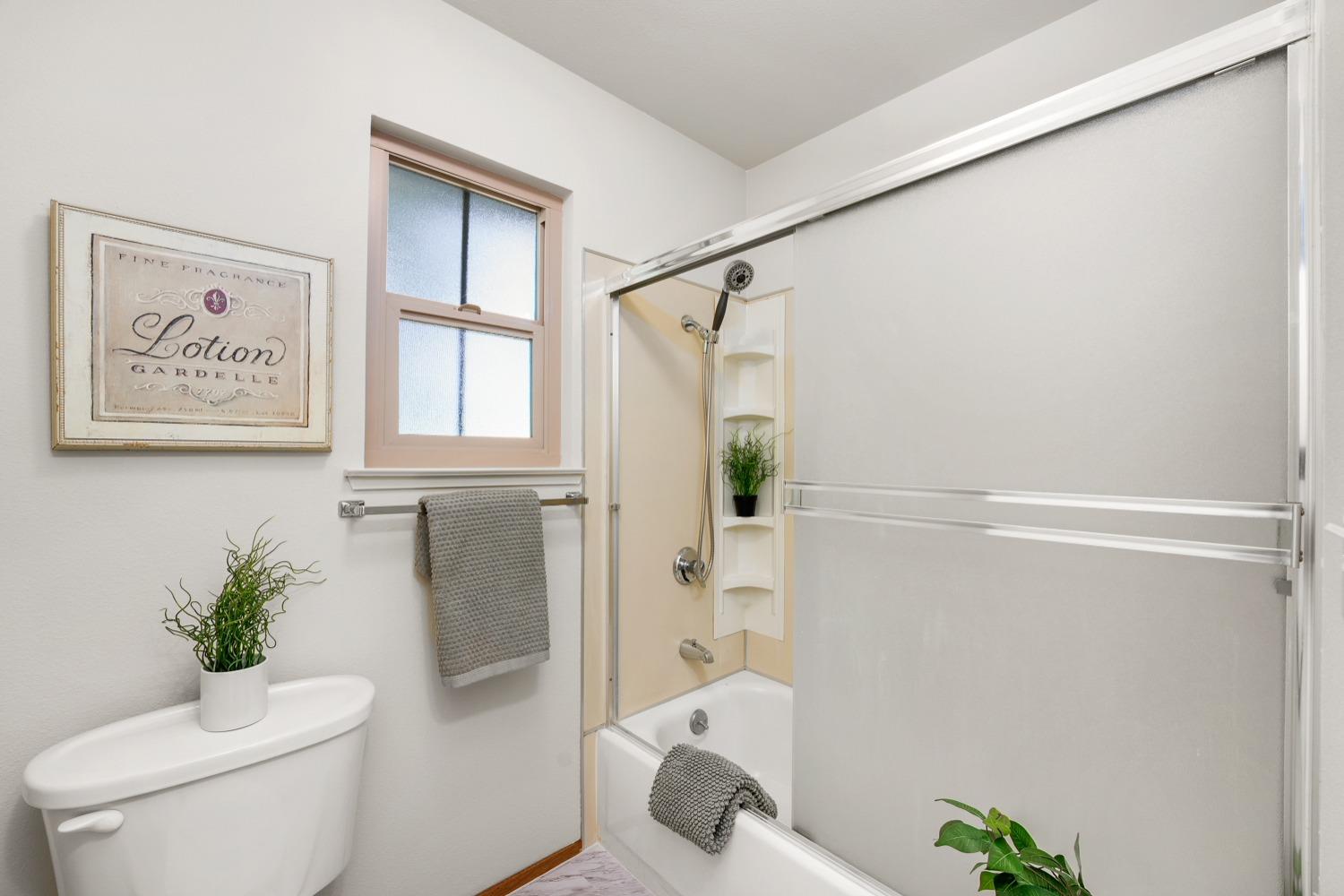 Photo #30: 223089527 Listing: Photo #30
