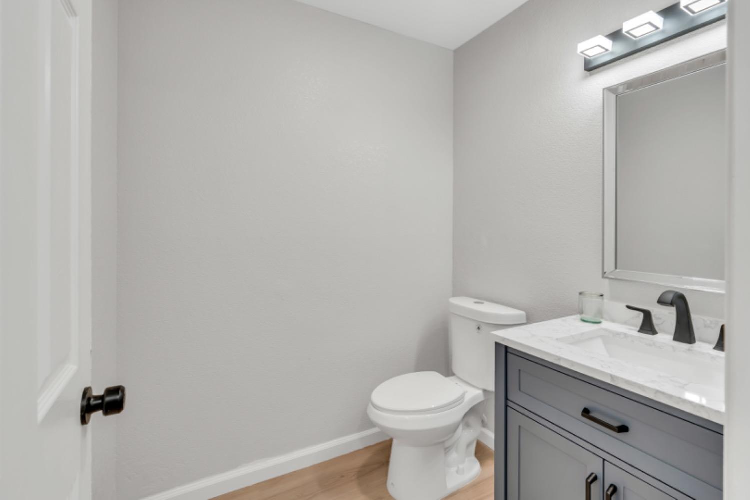 Photo #5: 223089508 Listing 