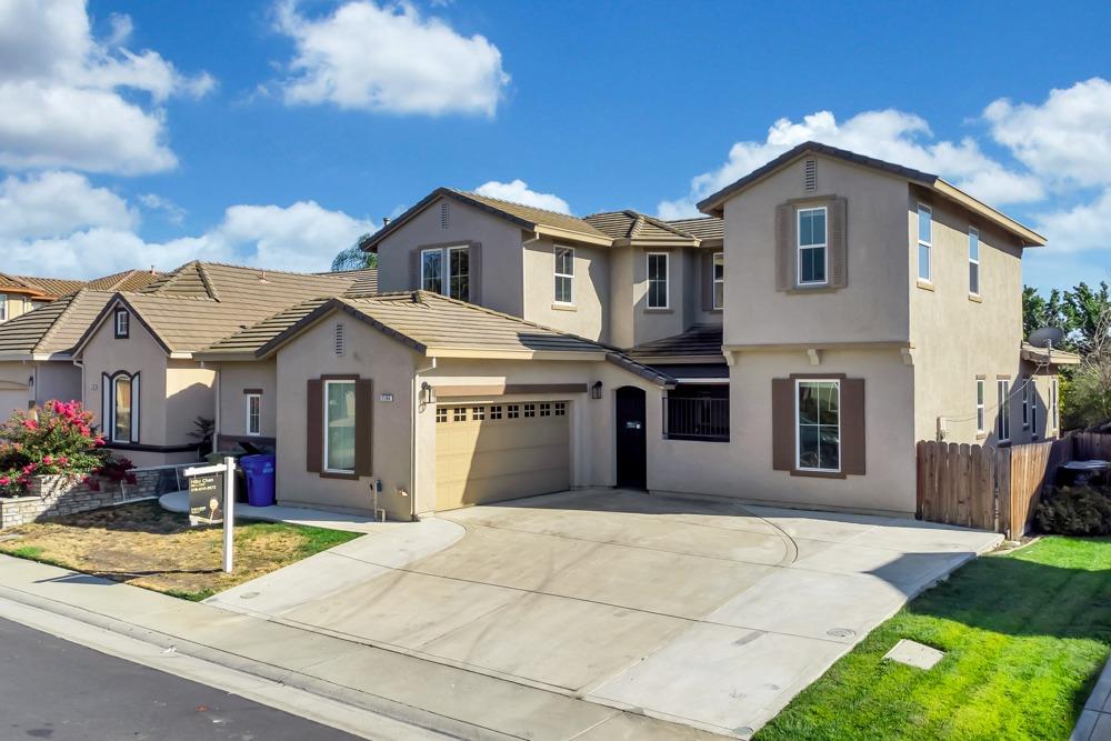 Photo of 7104 Elvora Wy in Elk Grove, CA