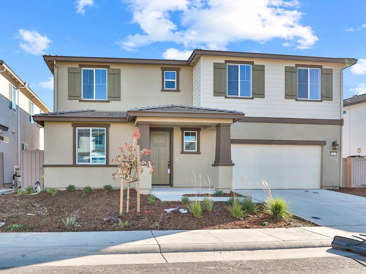 Photo of 1057 Whisper Ridge Dr in Roseville, CA