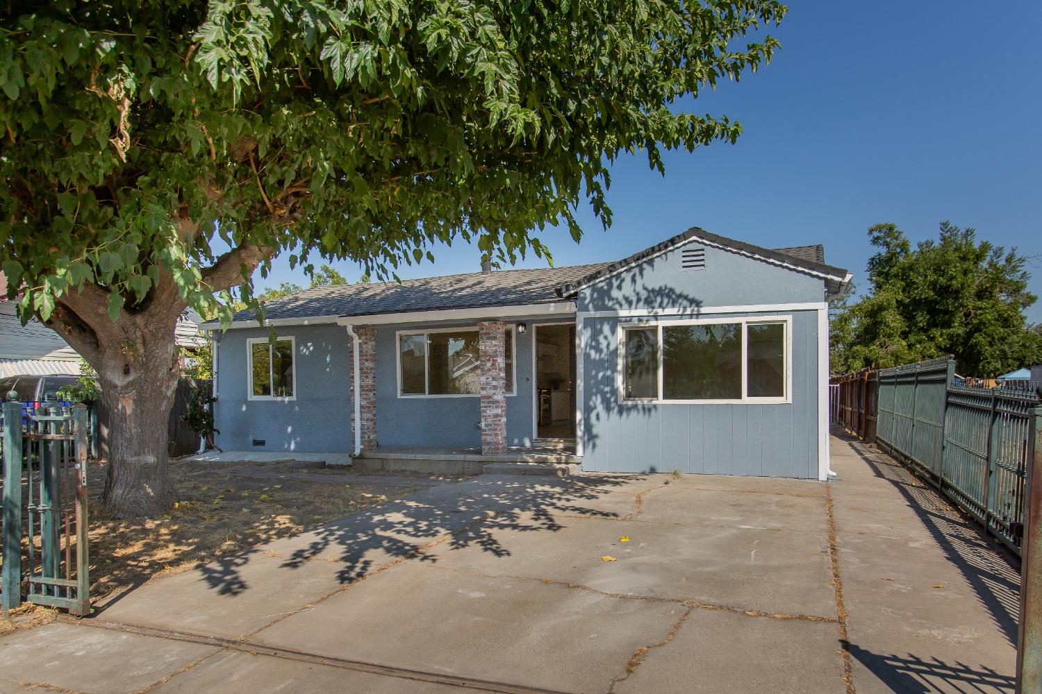 Photo of 1822 S Adelbert Ave in Stockton, CA