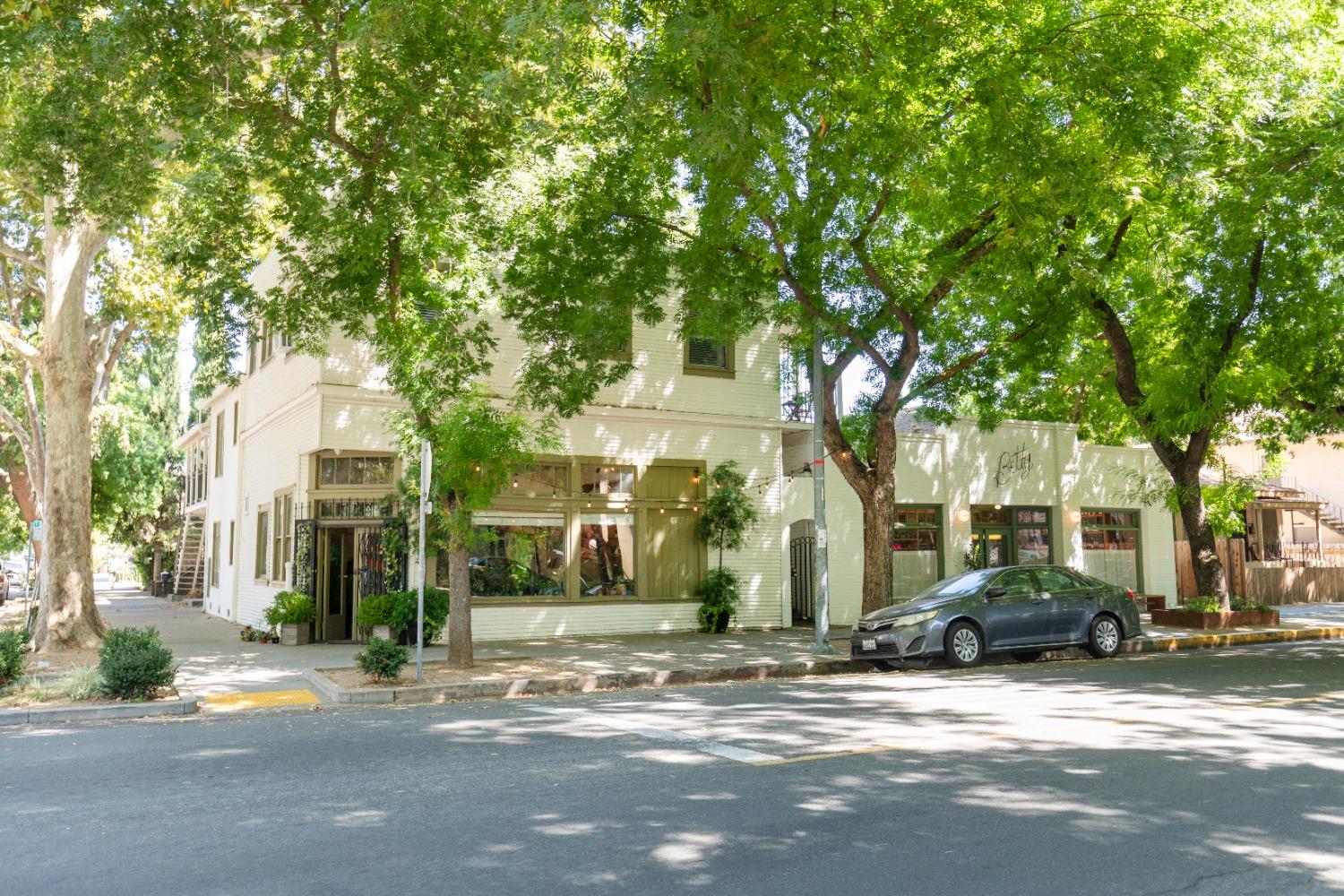 Photo of 1101 T St in Sacramento, CA