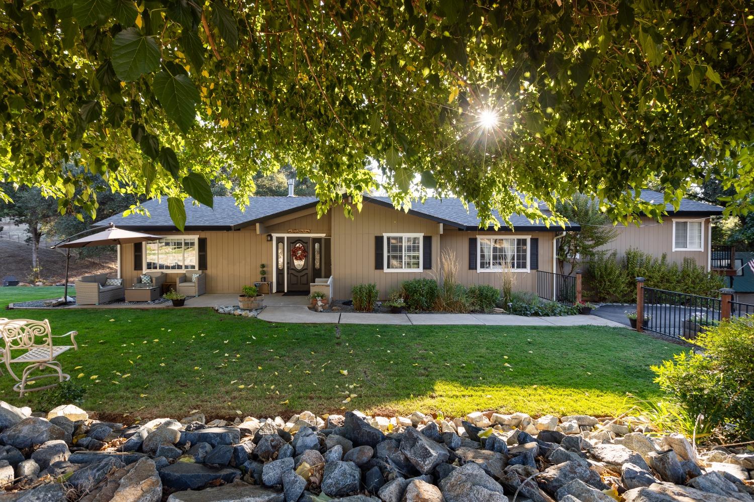 Photo of 11308 Horton St in Penn Valley, CA
