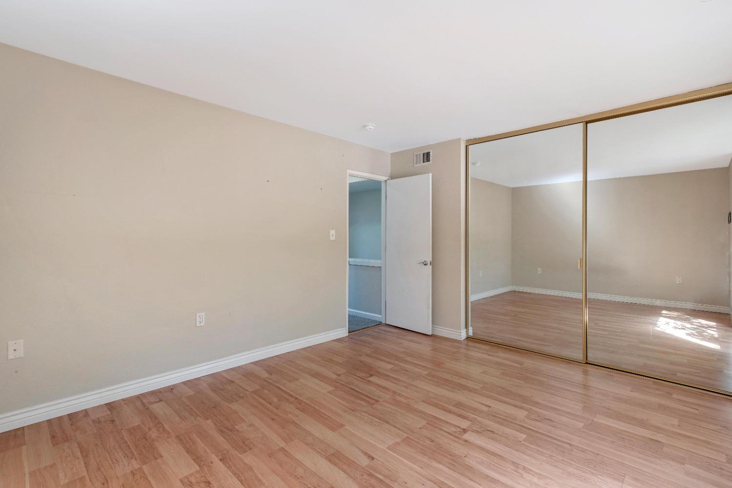 Photo #28: 223089682 Listing: Photo #28