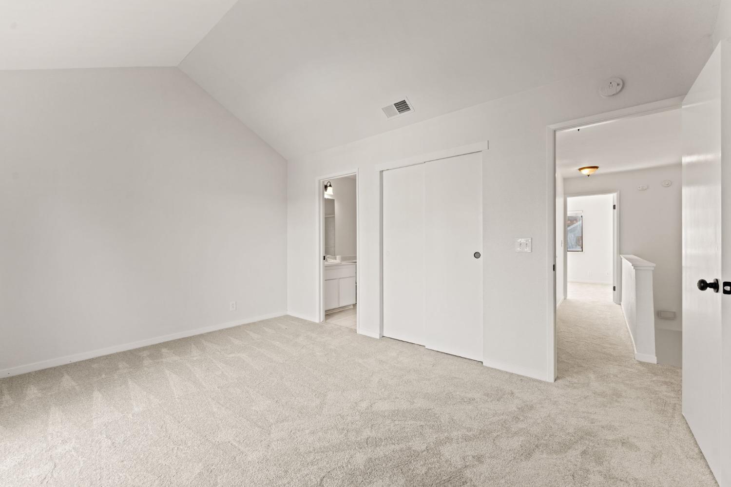 Photo #17: 223089680 Listing: Photo #17