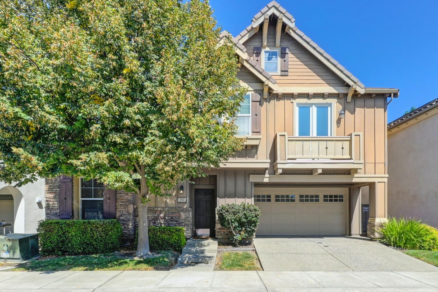 Photo of 250 Martis Valley Cir in Sacramento, CA
