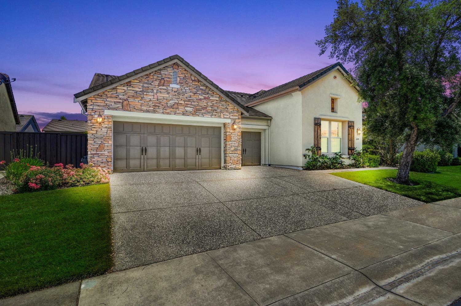 Photo of 2608 Ingleton Ln in Sacramento, CA