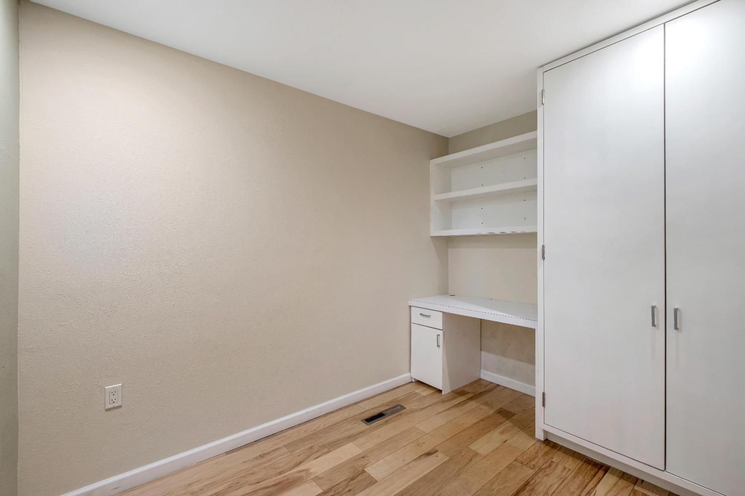 Photo #25: 223089682 Listing: Photo #25