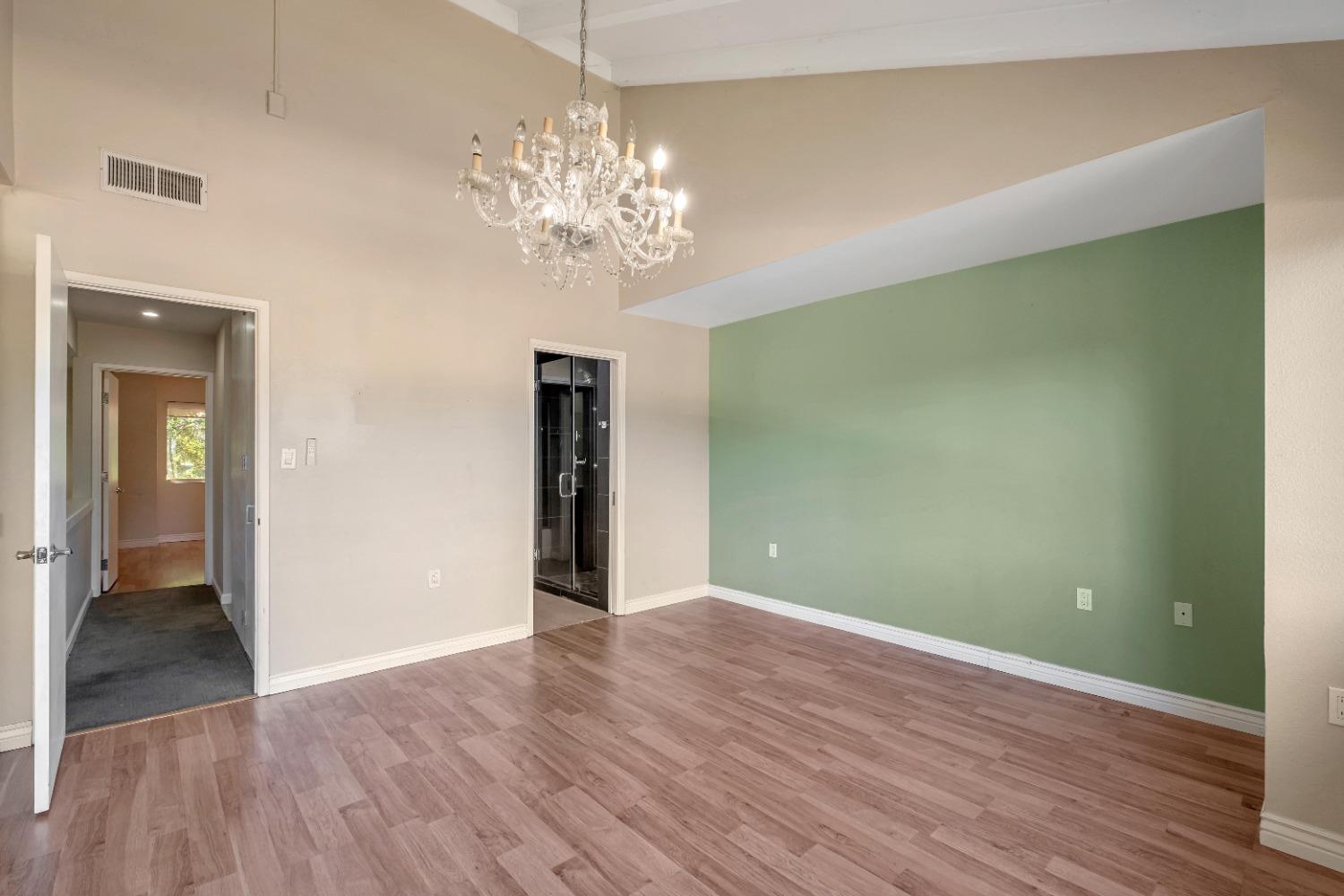 Photo #19: 223089682 Listing: Photo #19