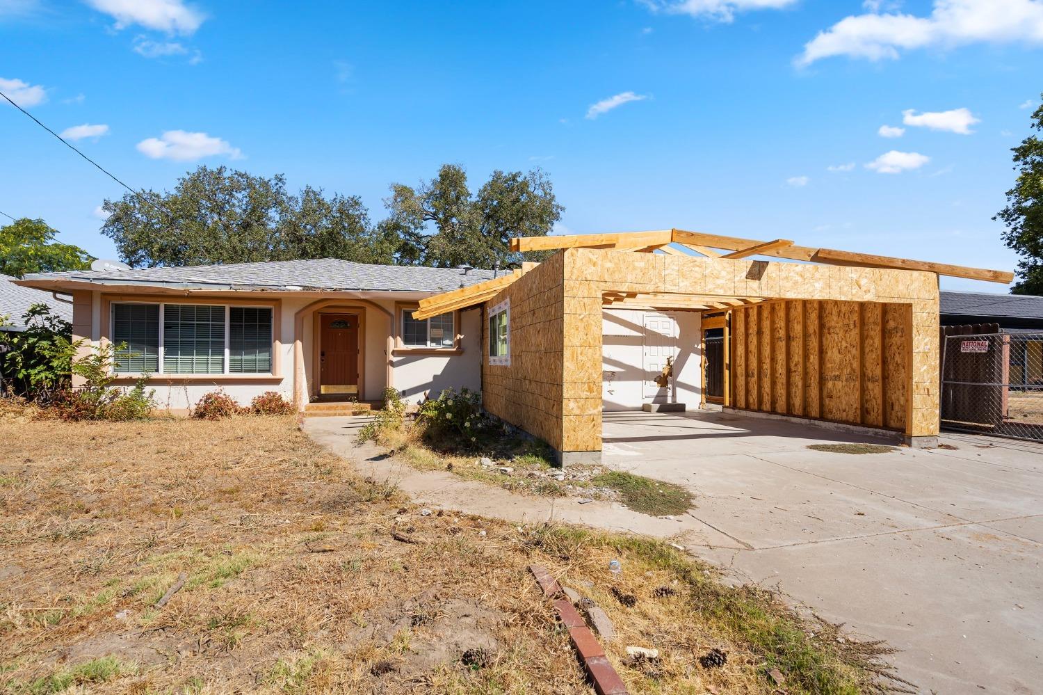 Photo of 7591 Twin Oaks Ave in Citrus Heights, CA