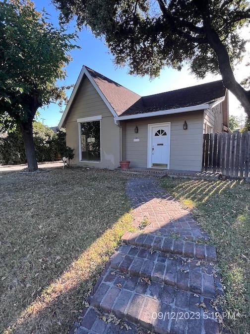 Photo of 2711 Dwight Wy in Stockton, CA