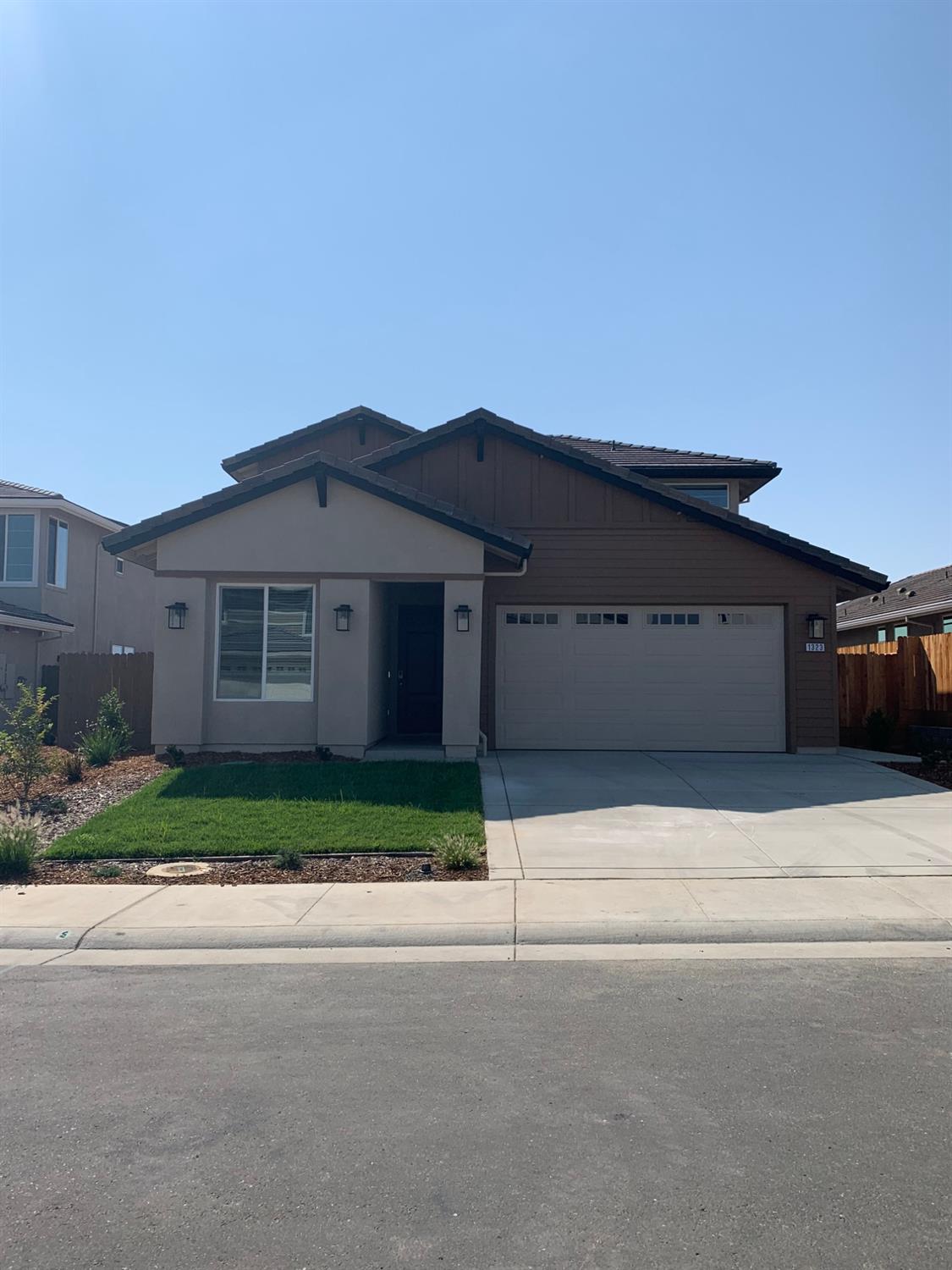 Photo of 1323 Seneca Cir in El Dorado Hills, CA