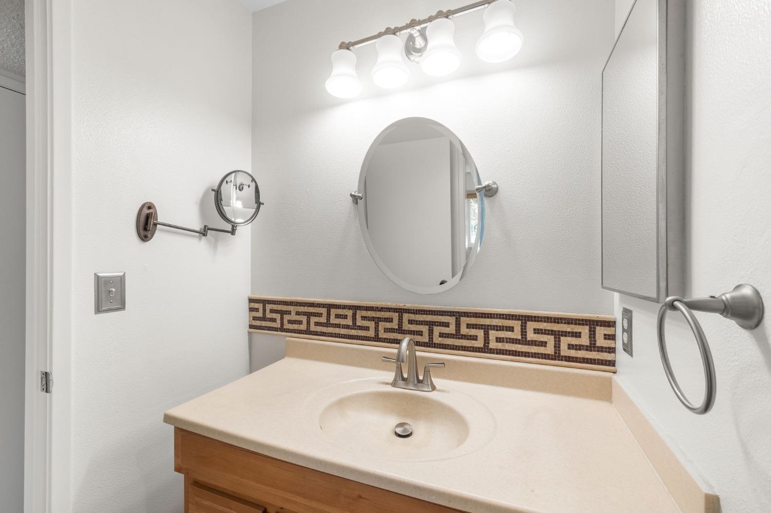 Photo #21: 223090311 Listing: Photo #21
