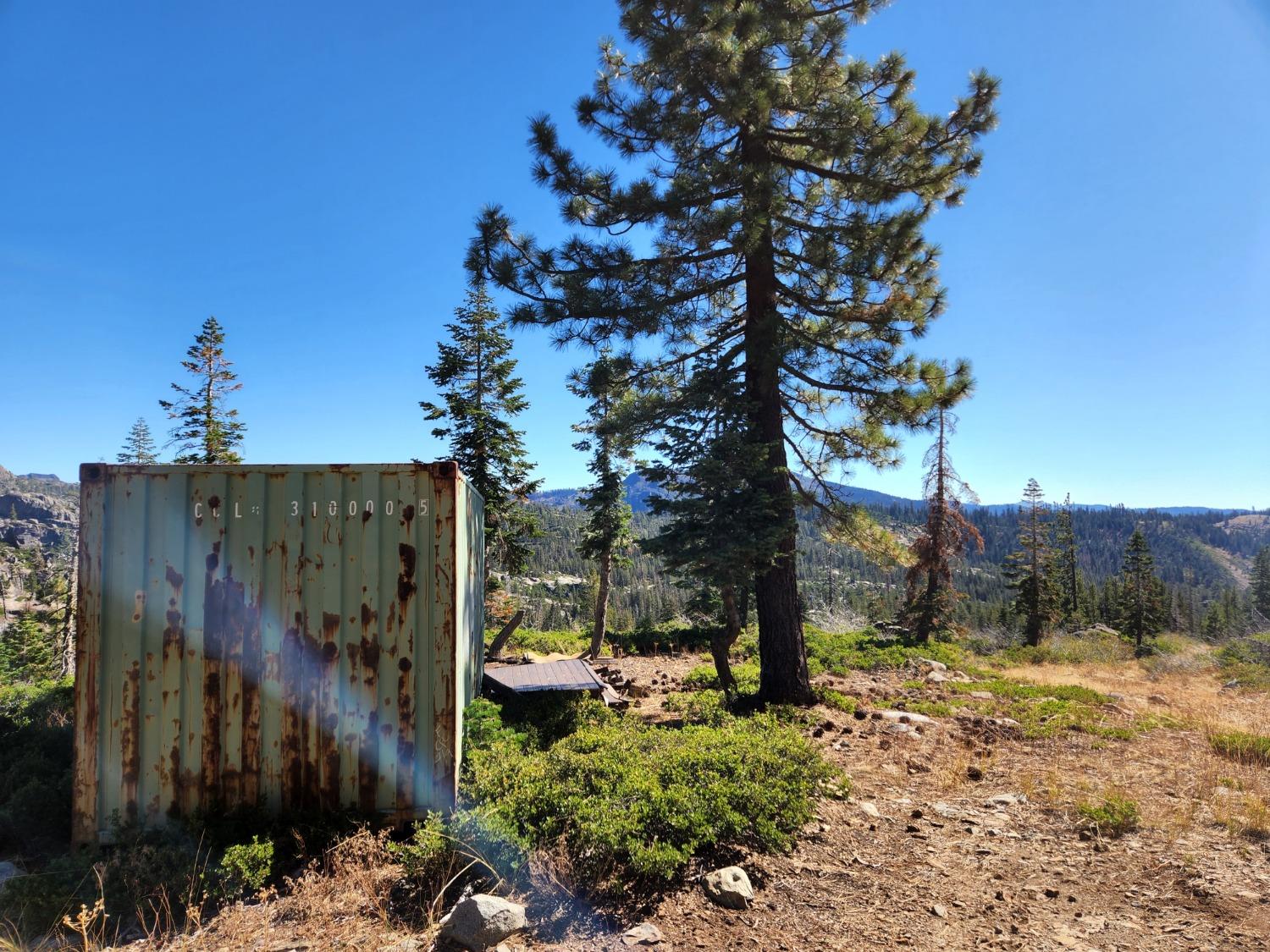 Forest Route 19, Emigrant Gap, California image 10