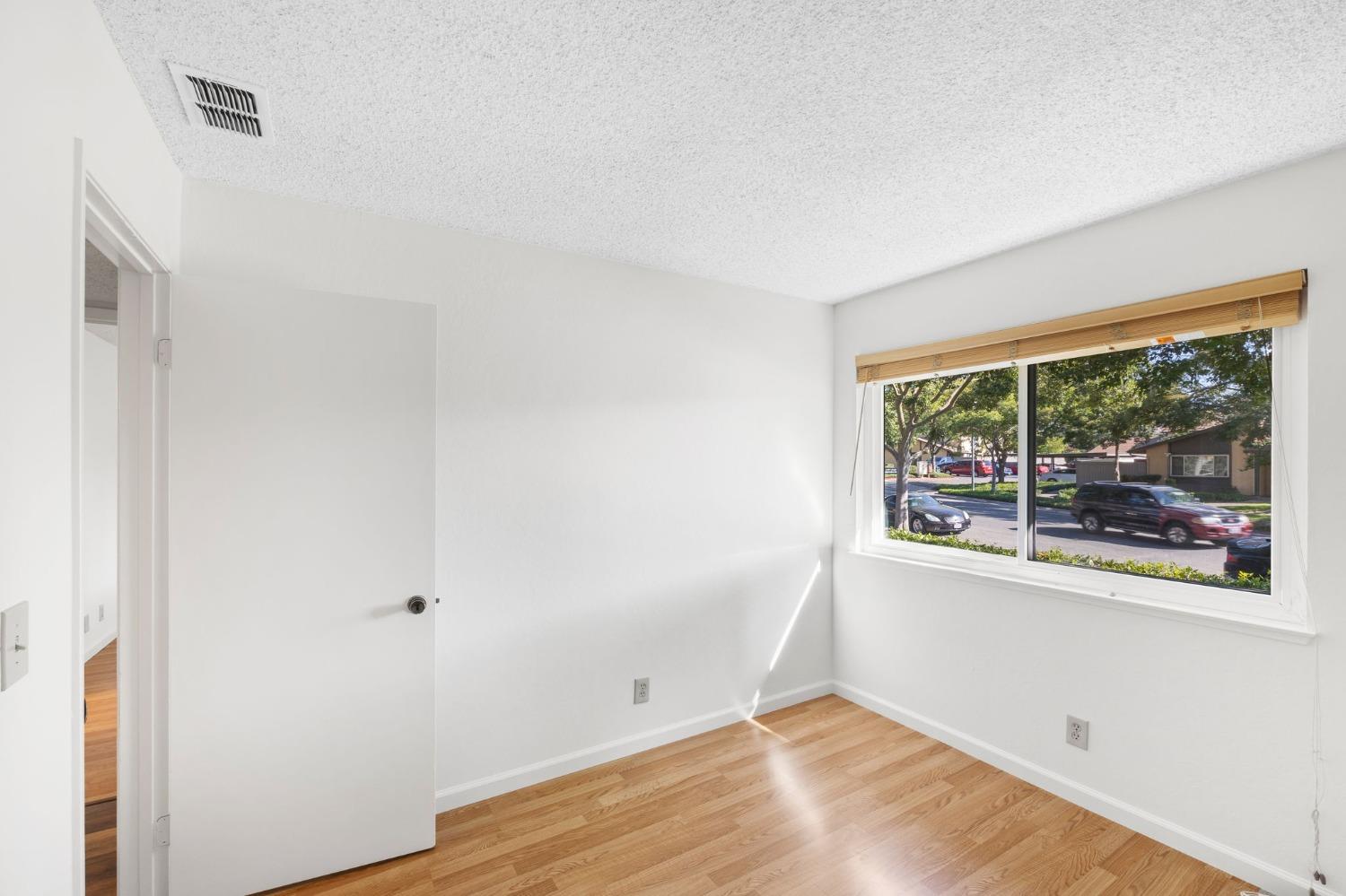 Photo #27: 223090311 Listing: Photo #27