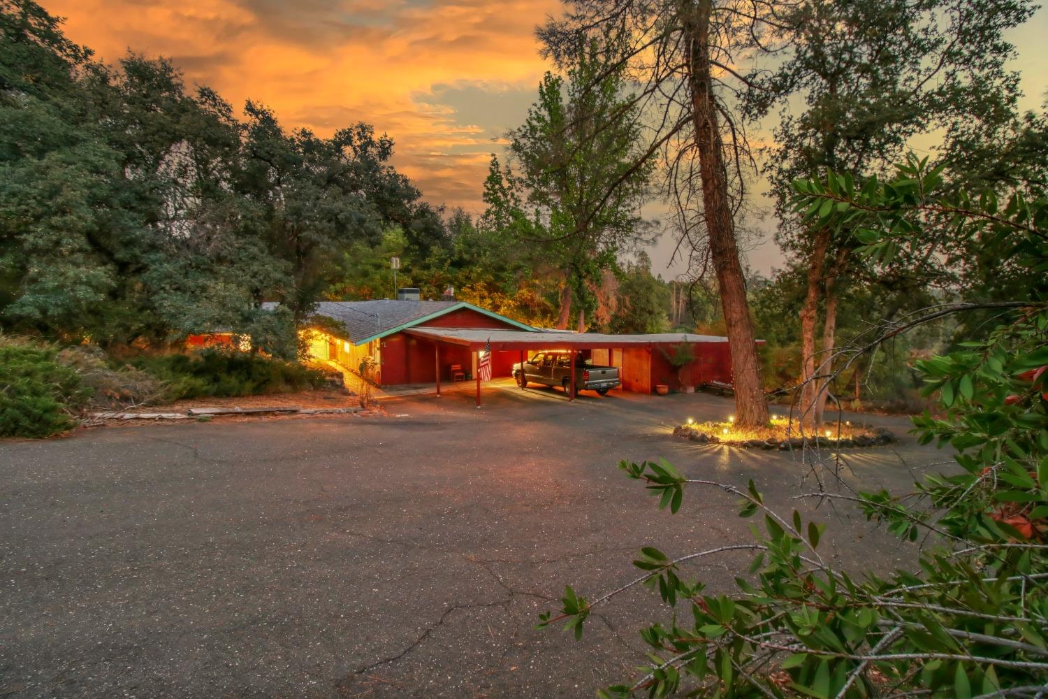 Photo of 1771 Karen Wy in Placerville, CA