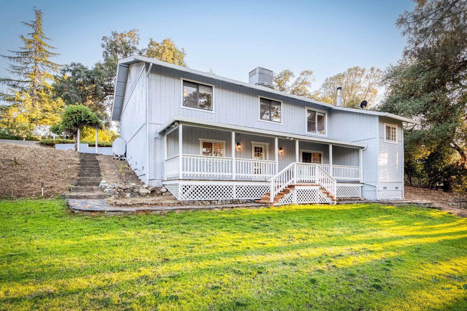 Photo of 1100 Harris Rd in Placerville, CA