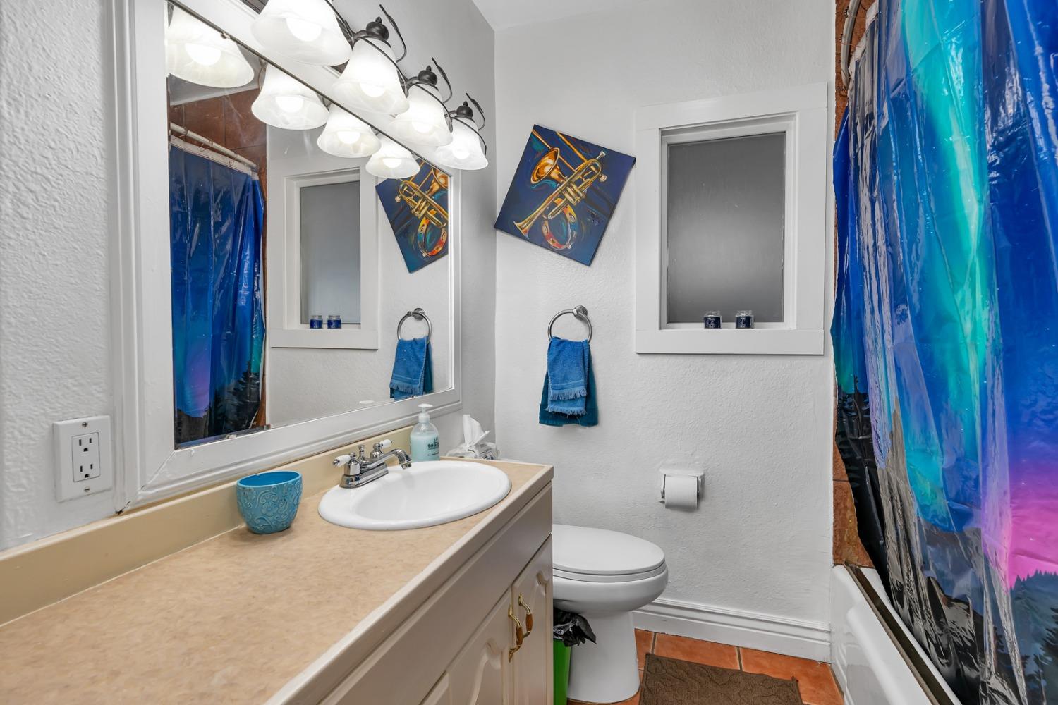 Detail Gallery Image 17 of 58 For 1141 California Ave, Dos Palos,  CA 93620 - 4 Beds | 2/1 Baths