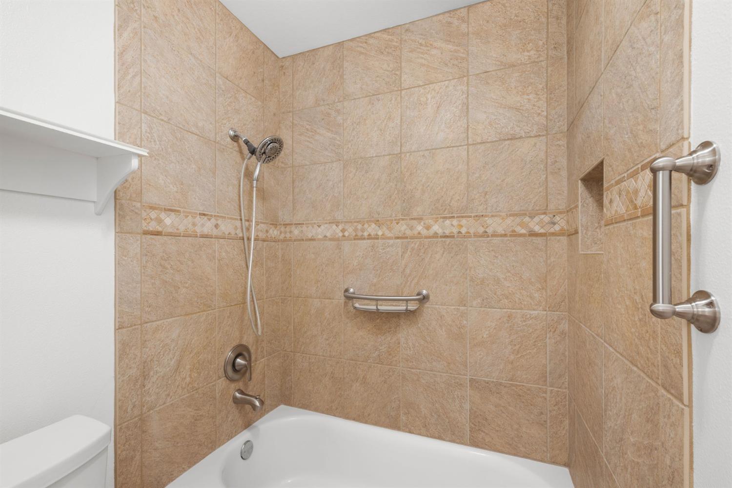 Photo #20: 223090311 Listing: Photo #20