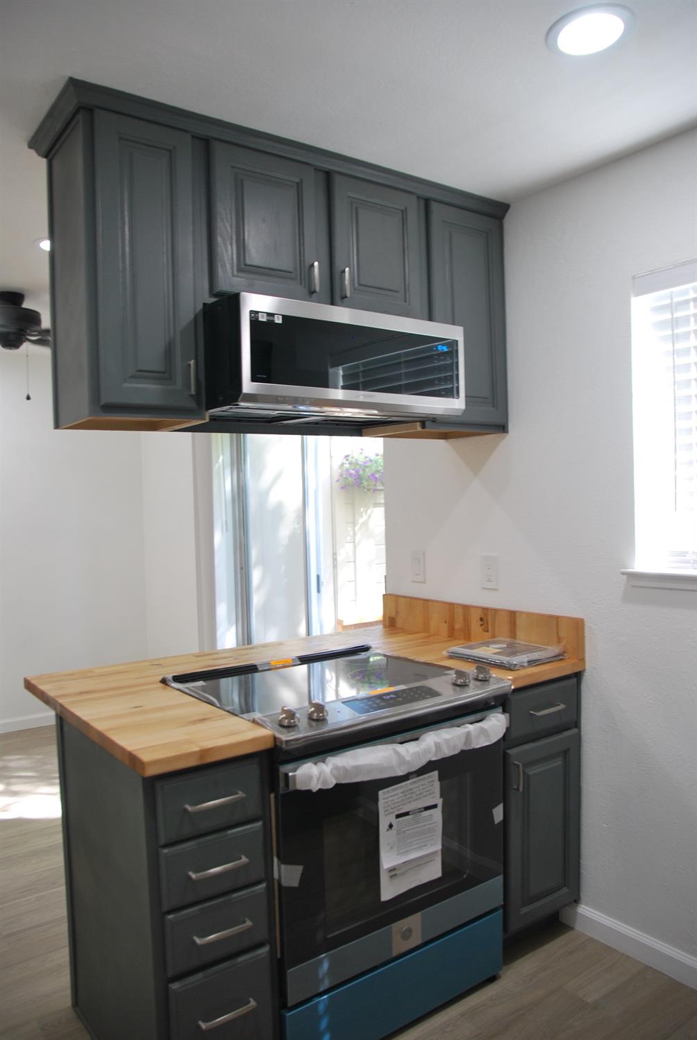 Photo #3: 223090420 Listing 