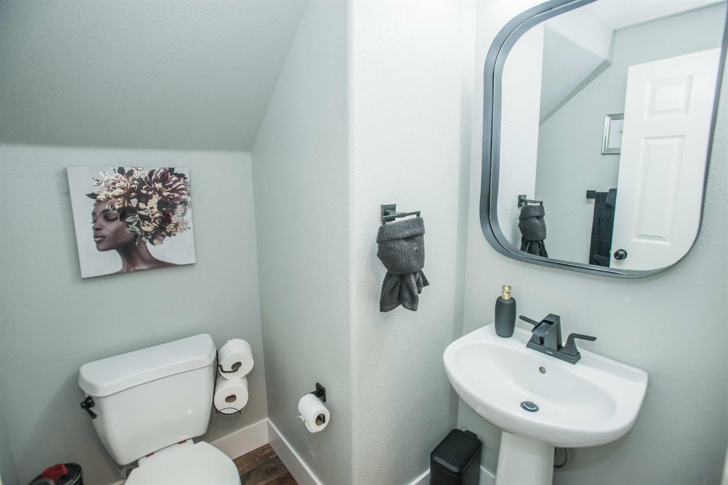 Photo #12: 223087522 Listing 