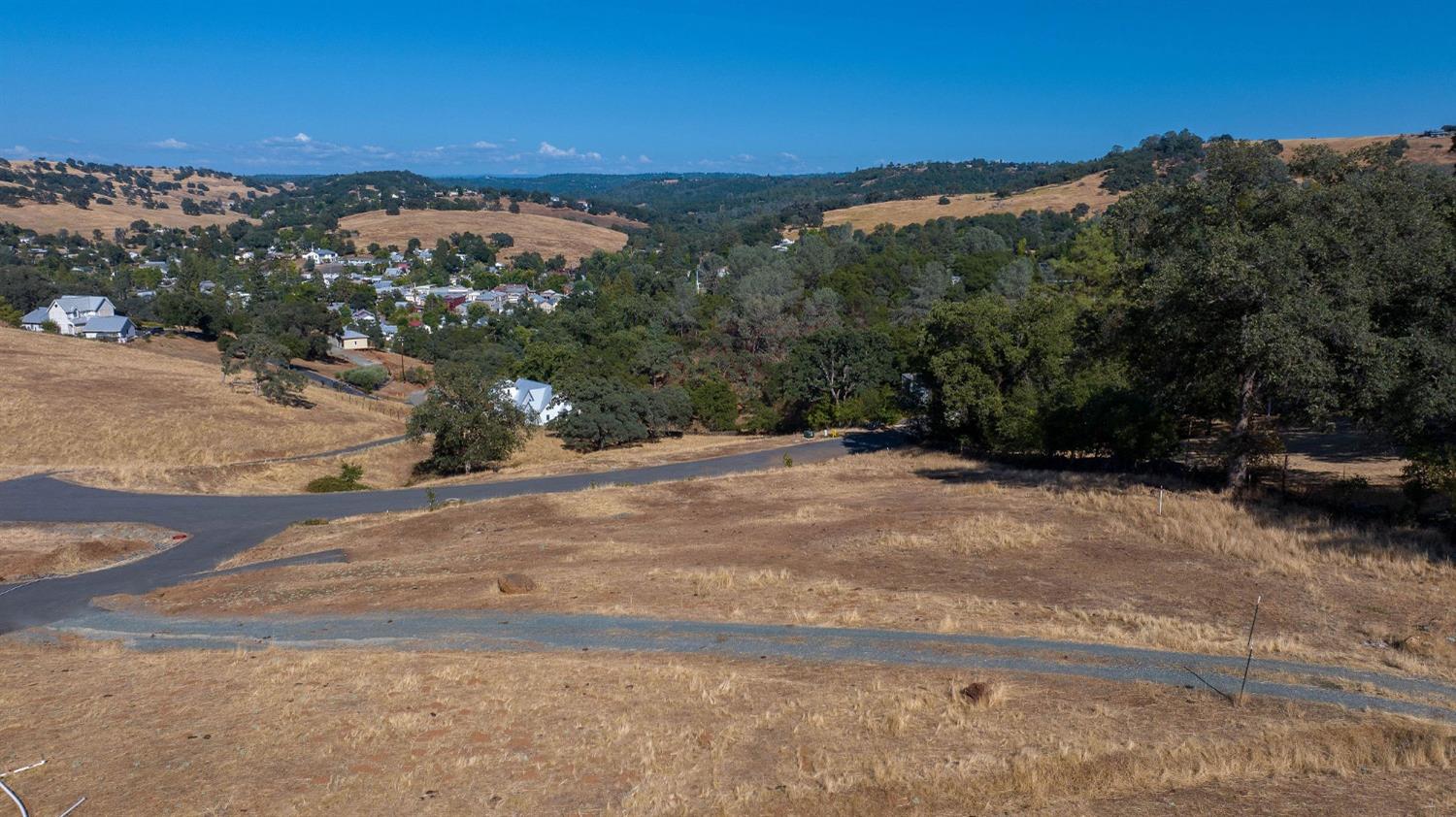 Photo of 52-B David Dr in Sutter Creek, CA