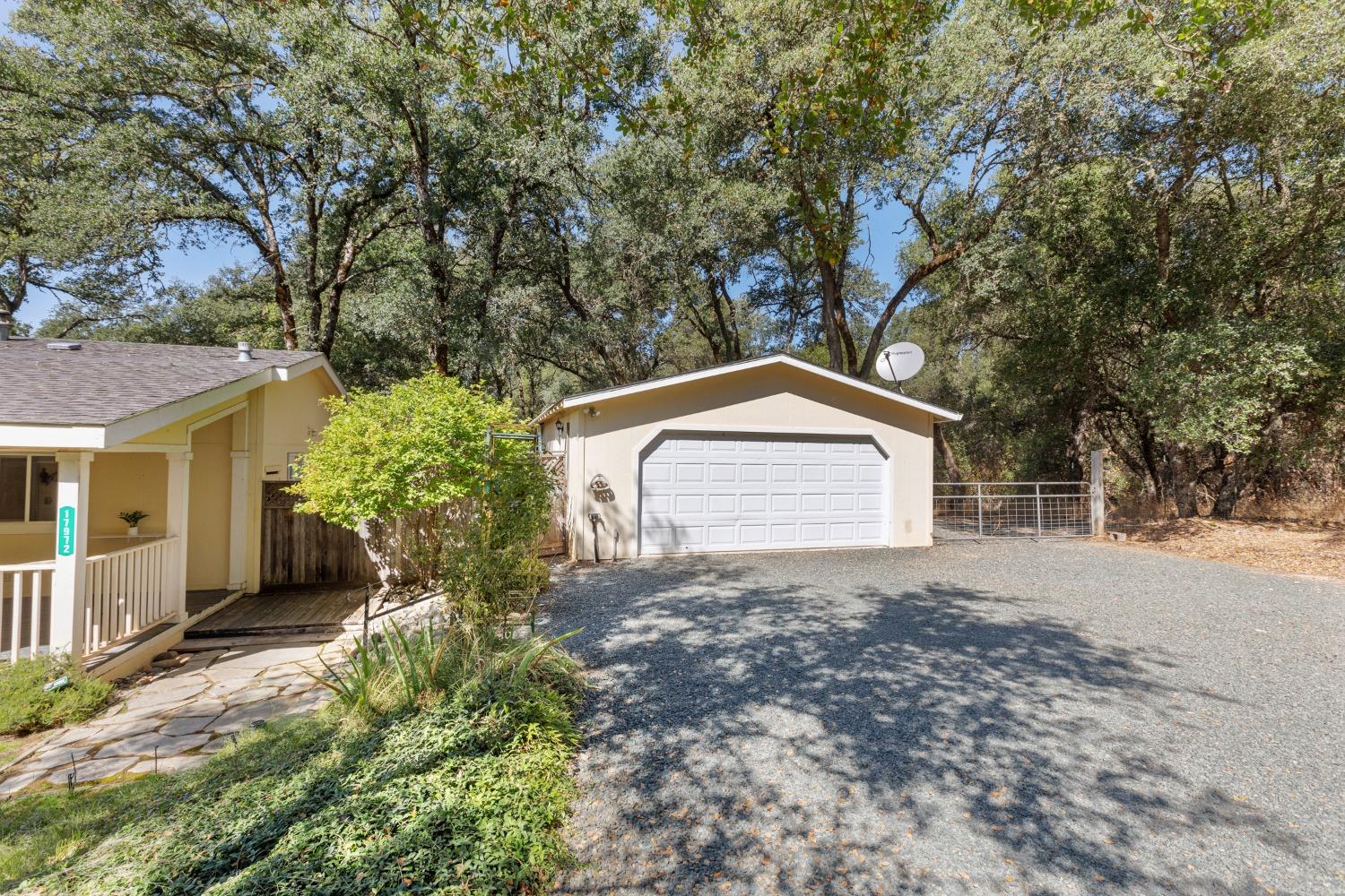 Gray Oak Drive, Rough and Ready, California image 30