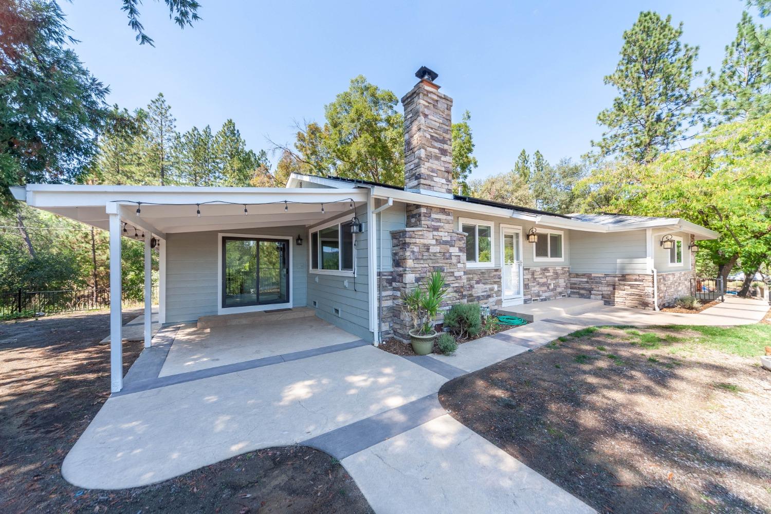 Photo of 4500 Ming Ln in Diamond Springs, CA