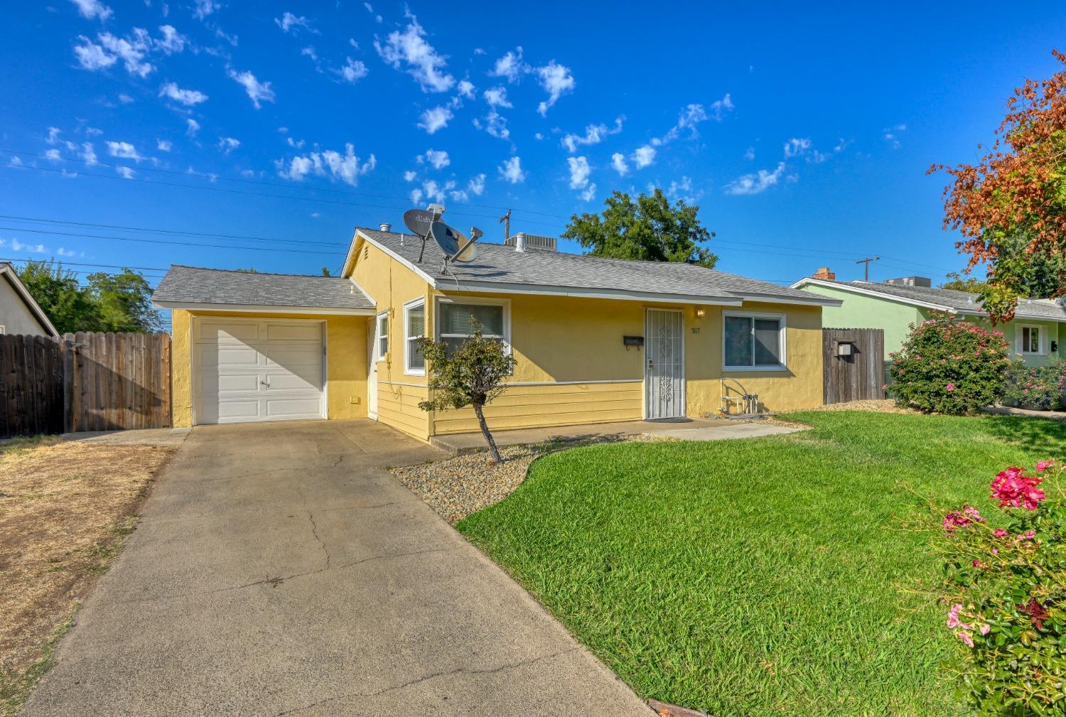 Photo of 3117 Churchill Rd in Sacramento, CA