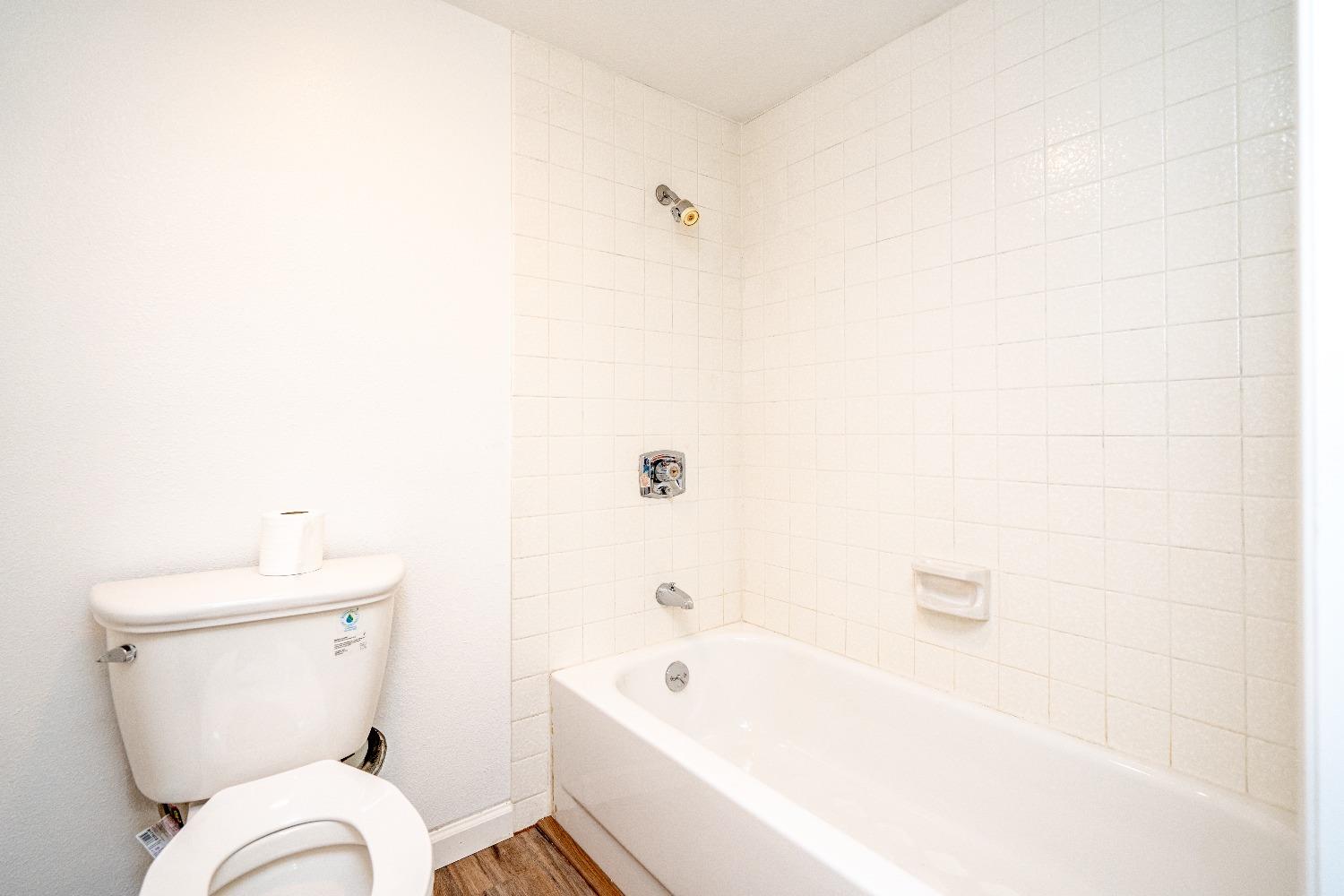 Photo #18: 223091067 Listing: Photo #18