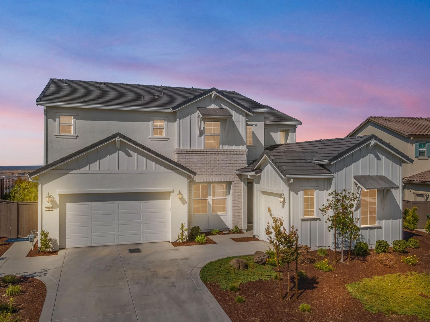 Photo of 3363 Loggerhead Cir in Folsom, CA