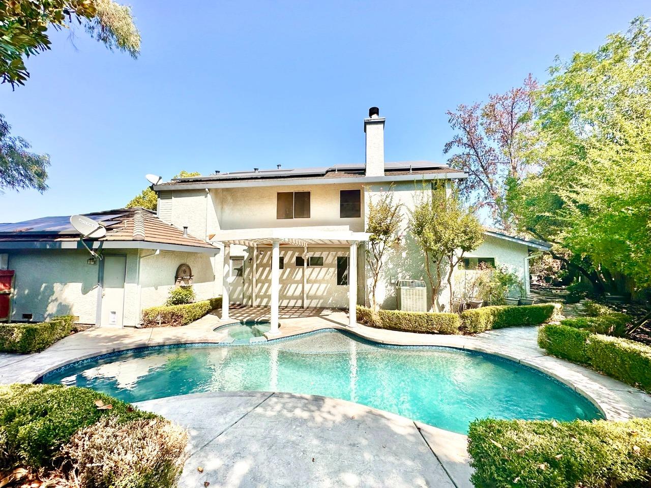 Photo of 5646 Montclair Cir in Rocklin, CA