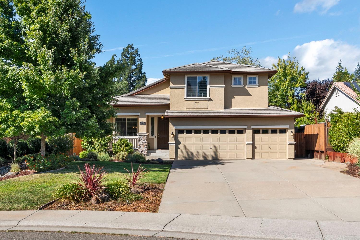 Photo of 1068 Lindley Ct in Folsom, CA