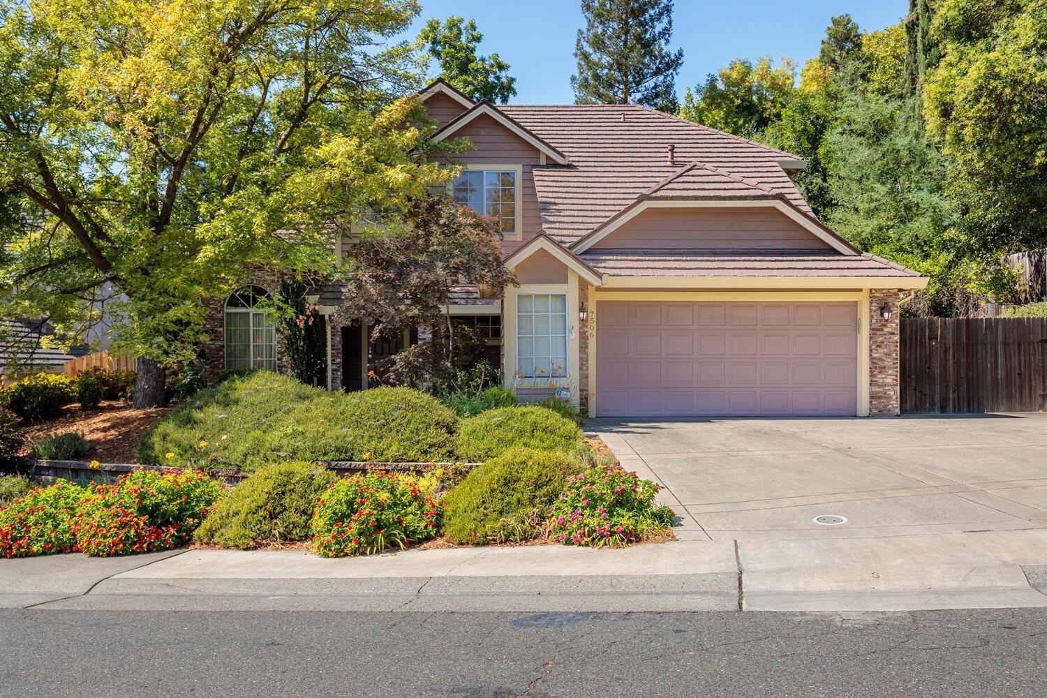 Photo of 7506 Westover Ct in Fair Oaks, CA